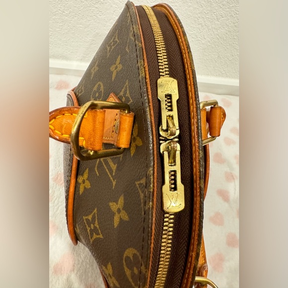 Louis Vuitton Ellipse monogram PM excellent condition - Picture 9 of 15